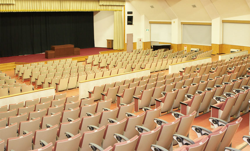 Aomori University